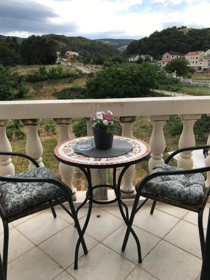 Apartments Renata Pucisca Dış mekan fotoğraf