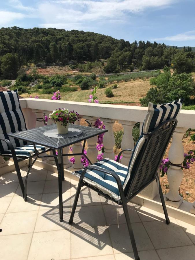 Apartments Renata Pucisca Dış mekan fotoğraf