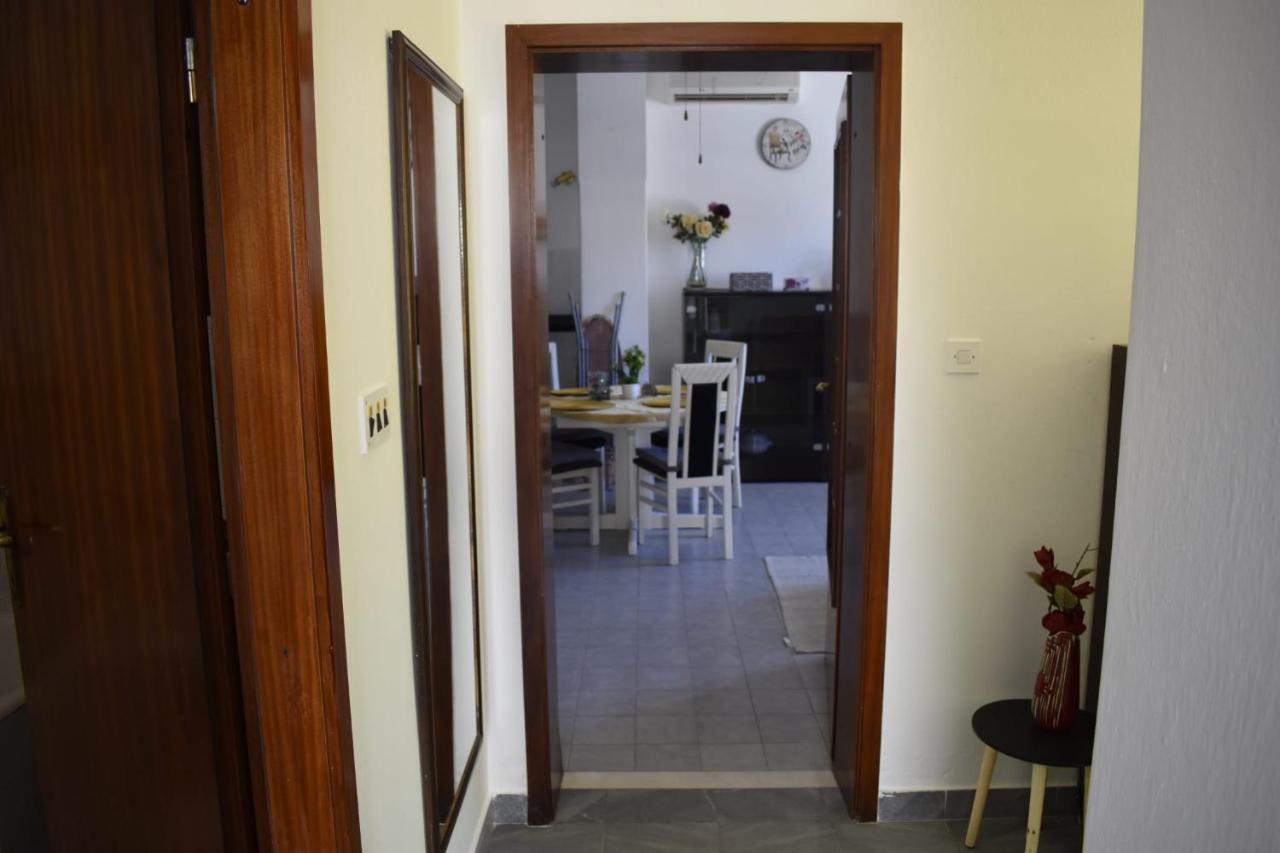 Apartments Renata Pucisca Dış mekan fotoğraf