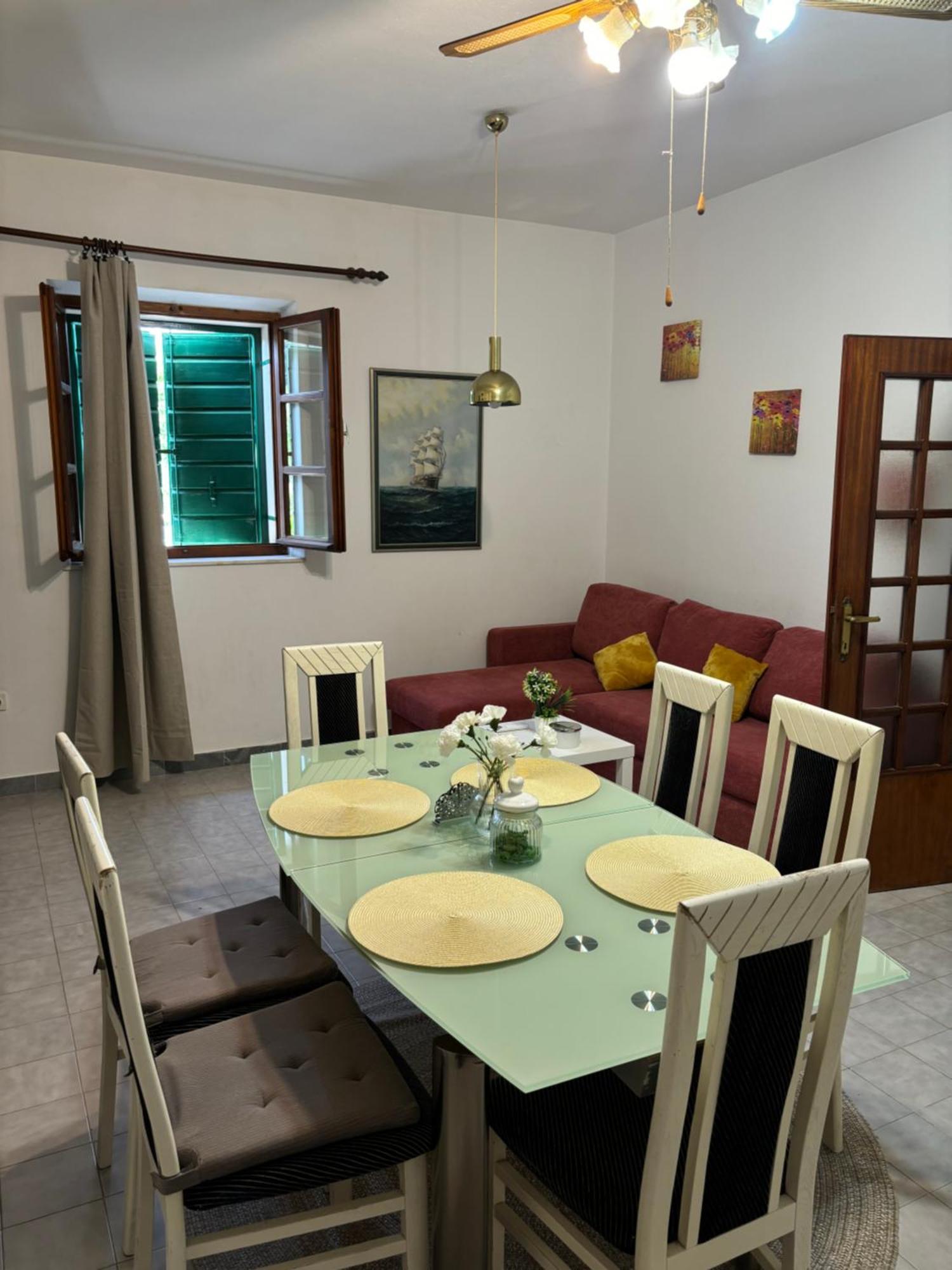 Apartments Renata Pucisca Dış mekan fotoğraf