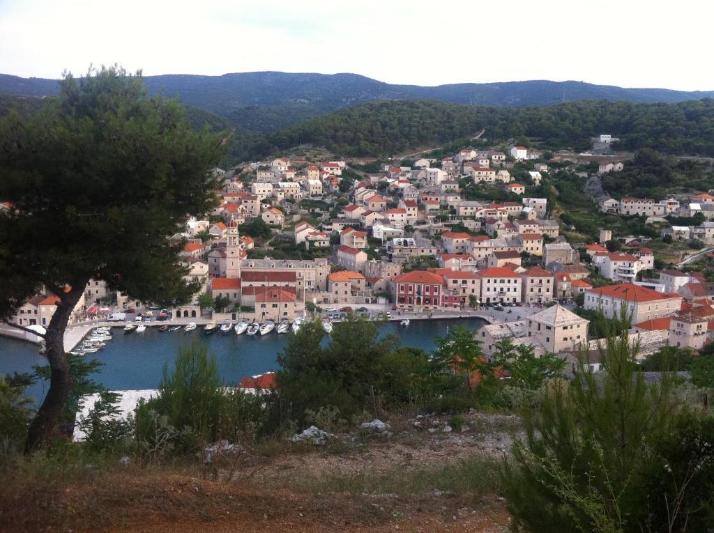 Apartments Renata Pucisca Dış mekan fotoğraf