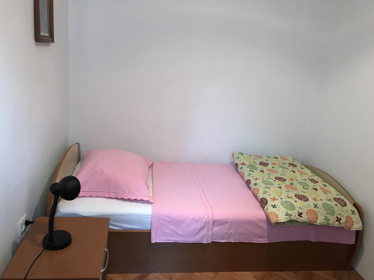 Apartments Renata Pucisca Dış mekan fotoğraf